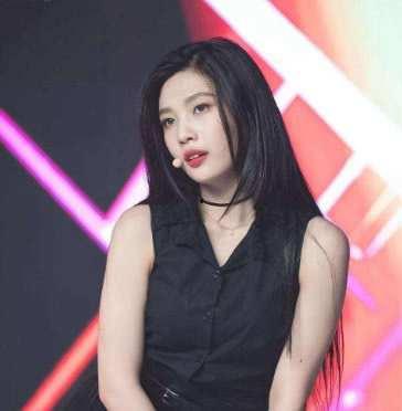 韩国有腿毛的女明星